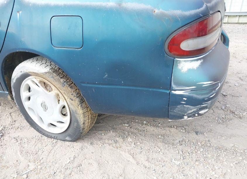 Photo 6 of 1997 Nissan Altima GLE/GXE/SE/XE (VIN 1N4BU31D9VC277337)