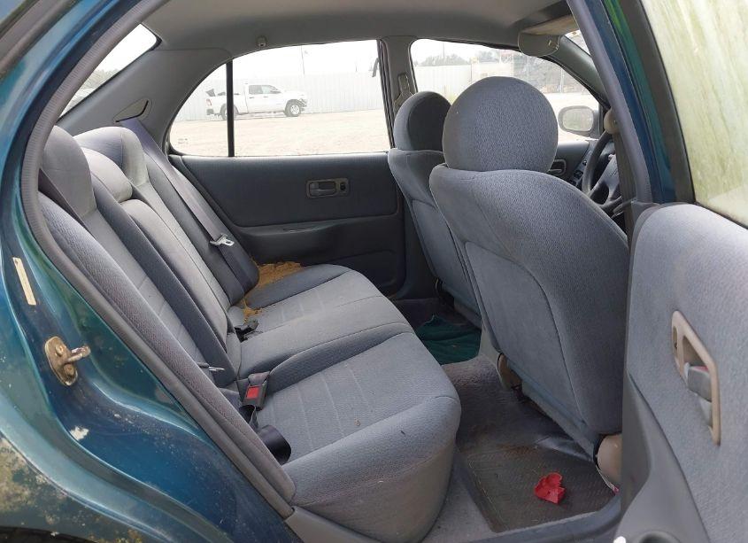 Photo 8 of 1997 Nissan Altima GLE/GXE/SE/XE (VIN 1N4BU31D9VC277337)