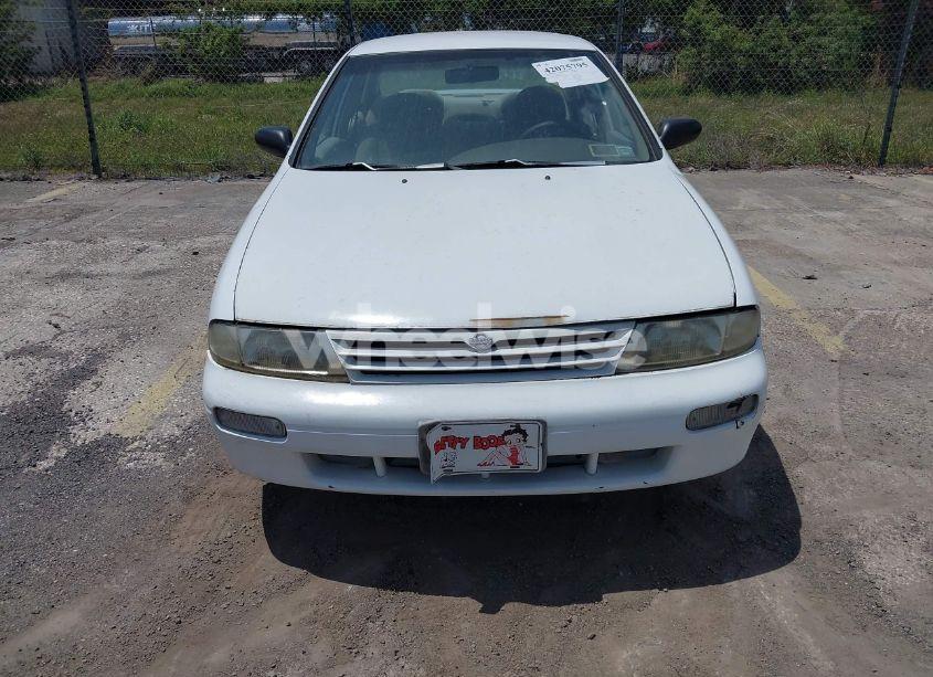 Photo 6 of 1997 Nissan Altima GLE/GXE/SE/XE (VIN 1N4BU31DXVC258666)