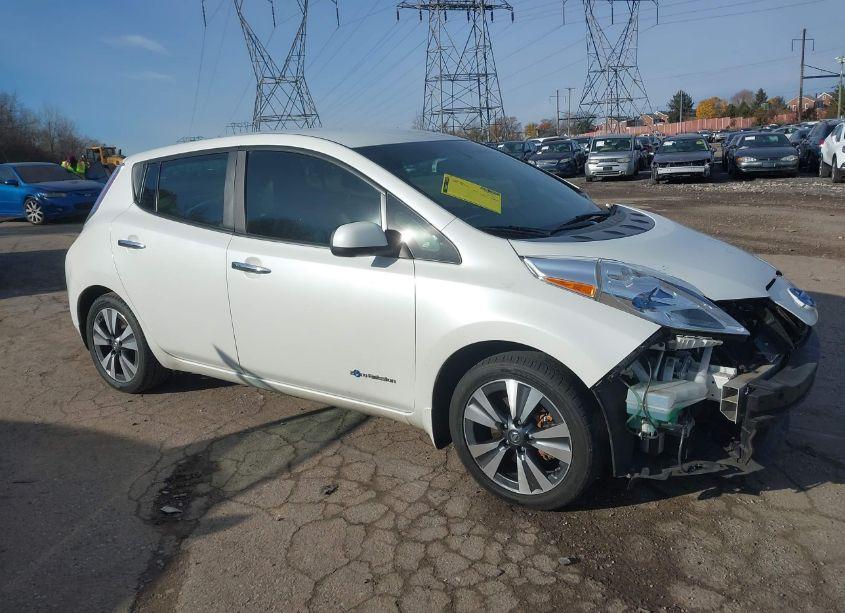 2016 Nissan Leaf SL (VIN 1N4BZ0CP5GC303863) main photo