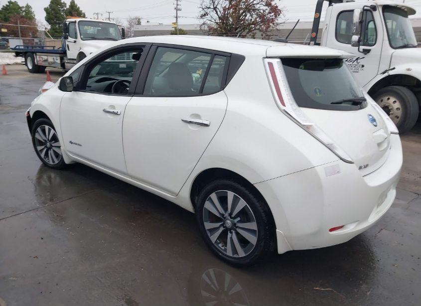 Photo 3 of 2016 Nissan Leaf SV (VIN 1N4BZ0CP7GC300060)