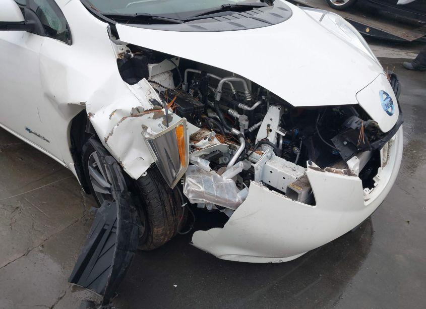 Photo 6 of 2016 Nissan Leaf SV (VIN 1N4BZ0CP7GC300060)