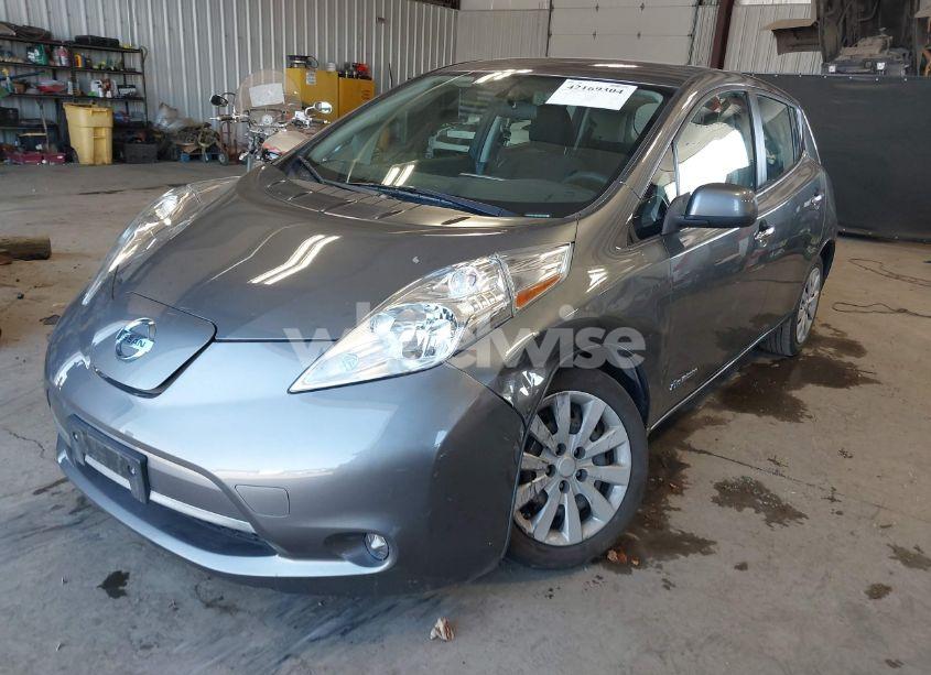 Photo 2 of 2017 Nissan Leaf S (VIN 1N4BZ0CP8HC301512)