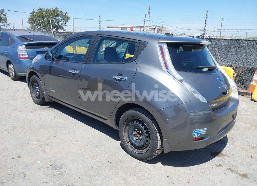 Photo 3 of 2017 Nissan Leaf S (VIN 1N4BZ0CP8HC310419)