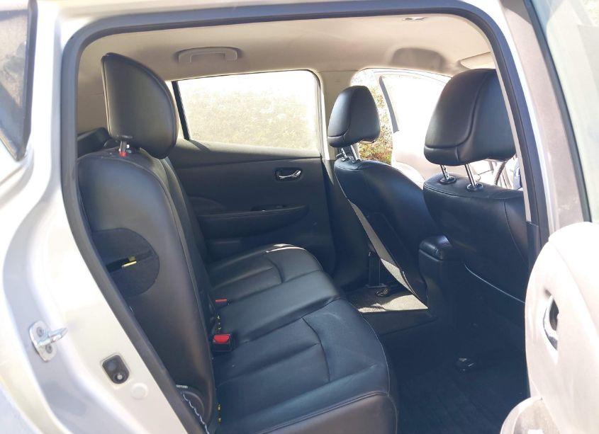 Photo 8 of 2016 Nissan Leaf SL (VIN 1N4BZ0CP9GC311495)