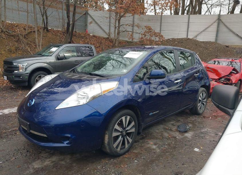 Photo 2 of 2017 Nissan Leaf SV (VIN 1N4BZ0CP9HC308002)