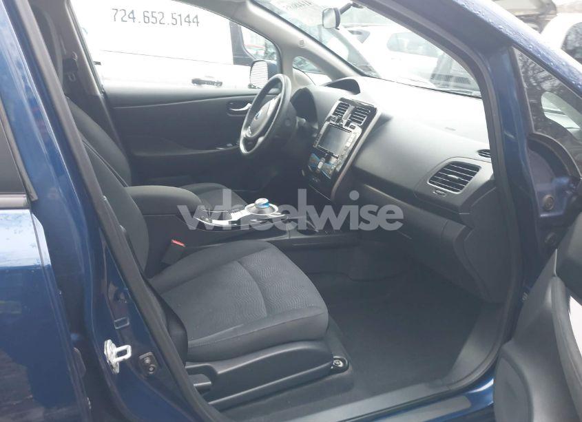 Photo 5 of 2017 Nissan Leaf SV (VIN 1N4BZ0CP9HC308002)