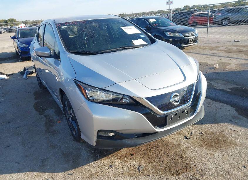 2019 Nissan Leaf SV PLUS (VIN 1N4BZ1CP6KC310156) main photo