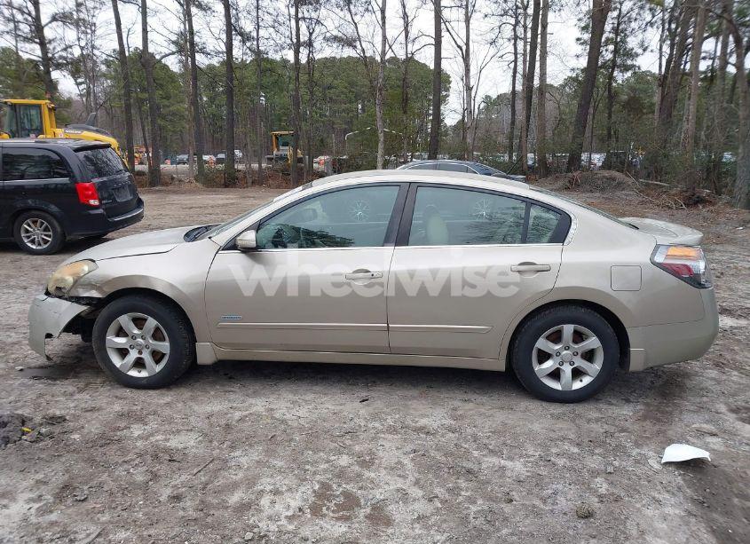 Photo 15 of 2009 Nissan Altima HYBRID (VIN 1N4CL21E09C187400)