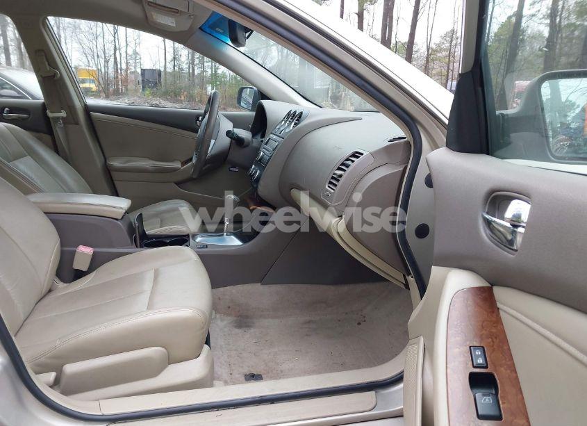 Photo 5 of 2009 Nissan Altima HYBRID (VIN 1N4CL21E09C187400)