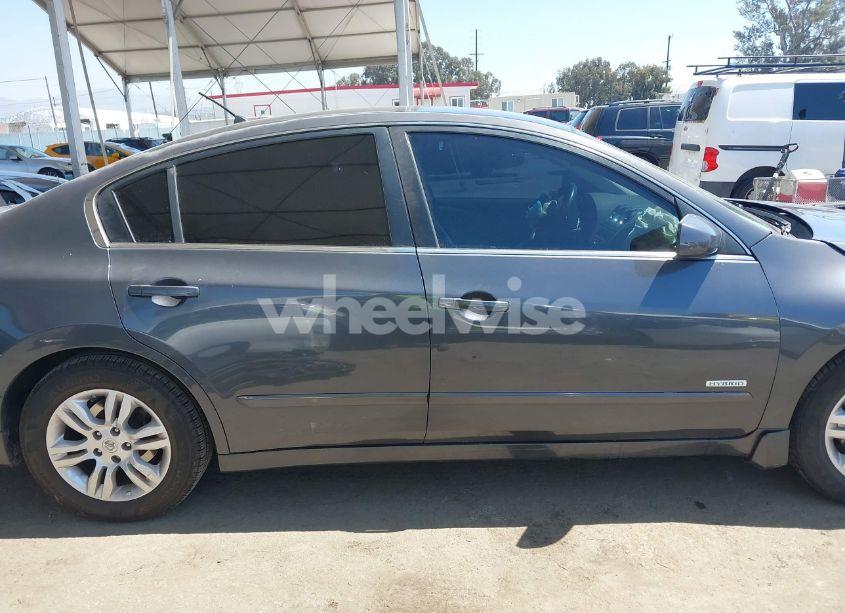 Photo 13 of 2009 Nissan Altima HYBRID (VIN 1N4CL21E39C114067)