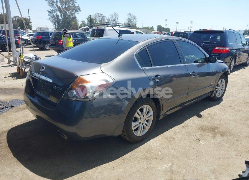 Photo 4 of 2009 Nissan Altima HYBRID (VIN 1N4CL21E39C114067)
