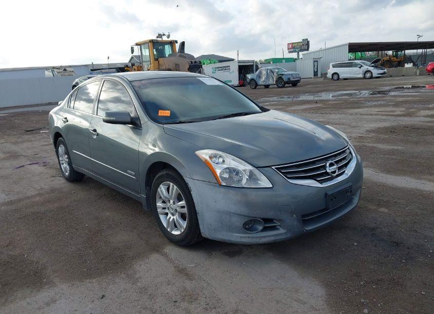 2011 Nissan Altima HYBRID (VIN 1N4CL2AP1BC102877) main photo