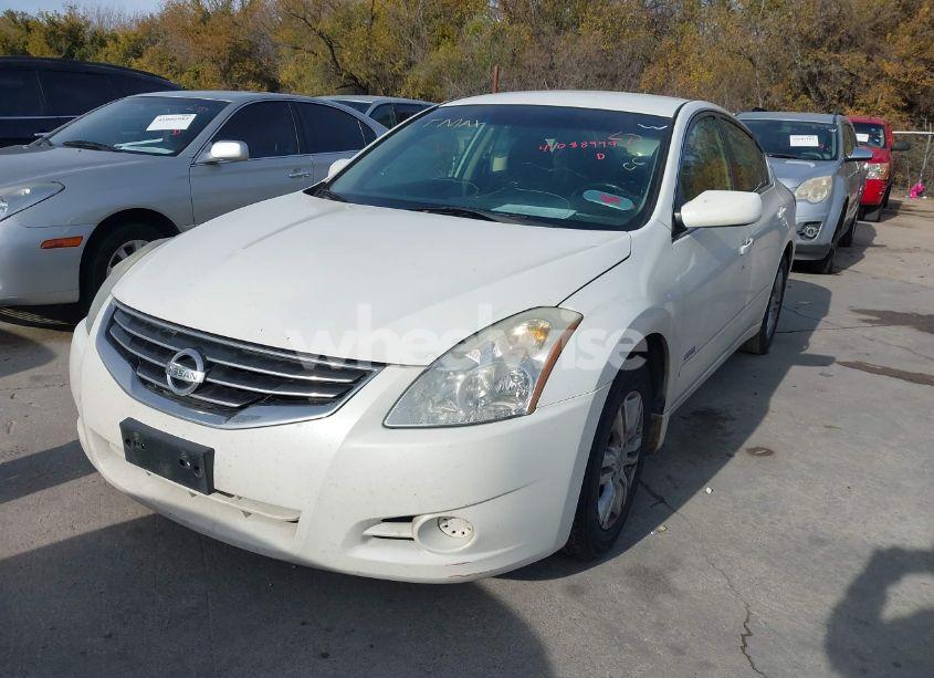 Photo 2 of 2010 Nissan Altima HYBRID (VIN 1N4CL2AP7AC126583)