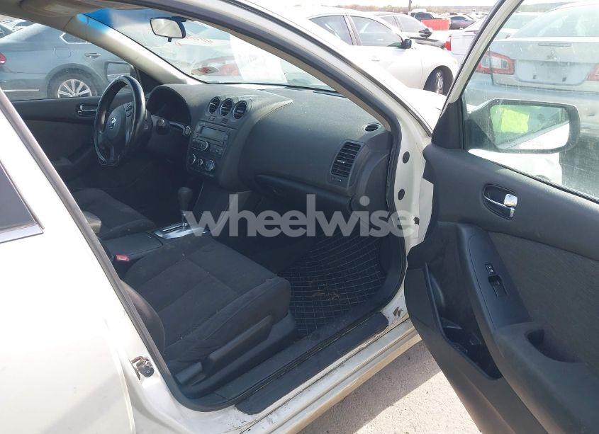 Photo 5 of 2010 Nissan Altima HYBRID (VIN 1N4CL2AP7AC126583)