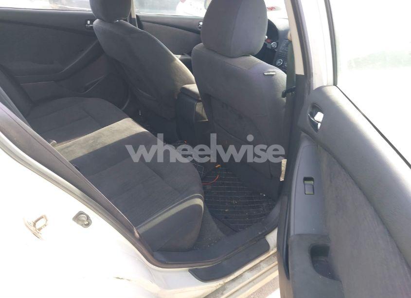 Photo 8 of 2010 Nissan Altima HYBRID (VIN 1N4CL2AP7AC126583)