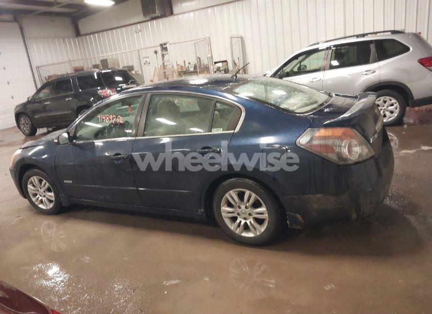 Photo 14 of 2010 Nissan Altima HYBRID (VIN 1N4CL2AP7AC174276)