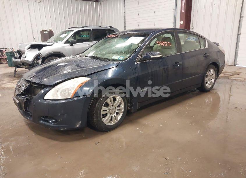 Photo 2 of 2010 Nissan Altima HYBRID (VIN 1N4CL2AP7AC174276)