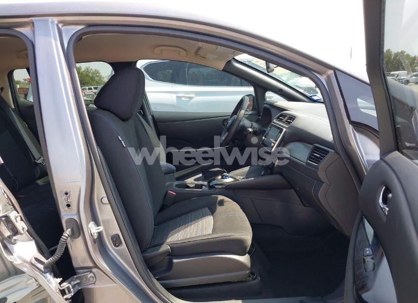 Photo 5 of 2023 Nissan Leaf SV PLUS 60 KWH (VIN 1N4CZ1CV1PC561824)