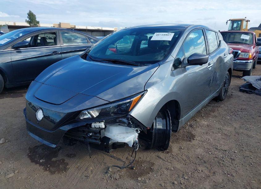 Photo 2 of 2024 Nissan Leaf SV PLUS (VIN 1N4CZ1CV2RC551760)