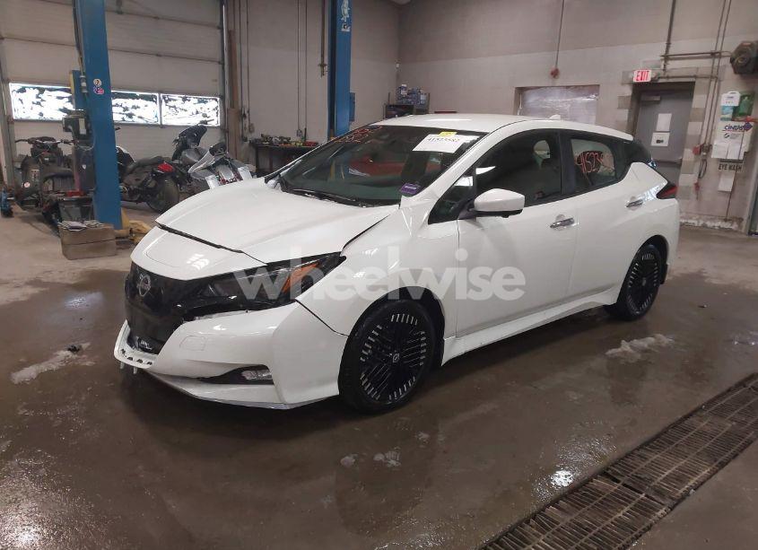 Photo 2 of 2024 Nissan Leaf SV PLUS (VIN 1N4CZ1CV4RC553137)
