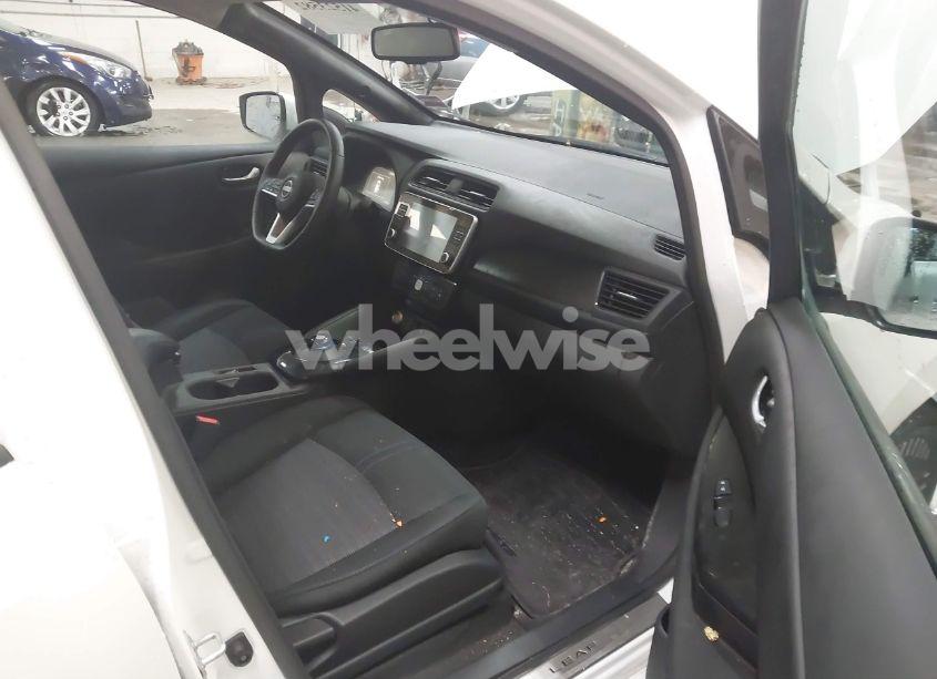 Photo 5 of 2024 Nissan Leaf SV PLUS (VIN 1N4CZ1CV4RC553137)