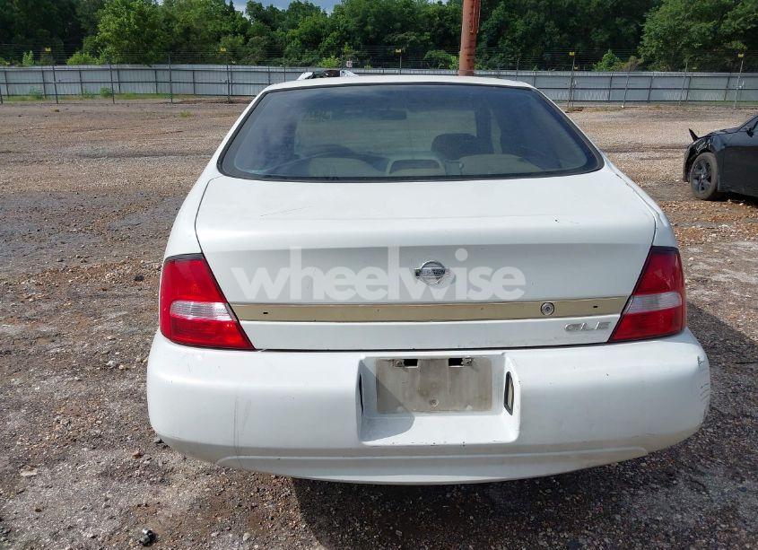 Photo 16 of 2000 Nissan Altima GLE/GXE/SE (VIN 1N4DL01A0YC220545)