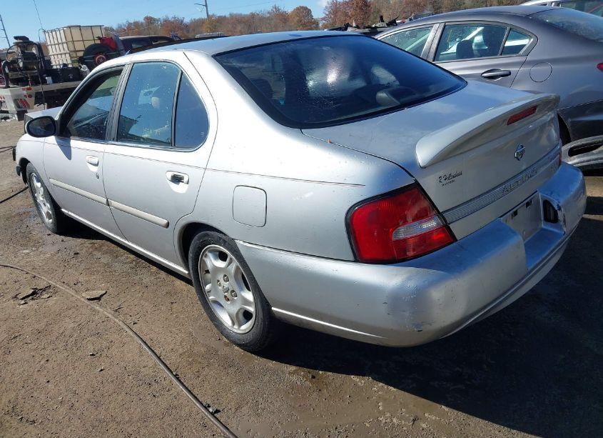 Photo 3 of 2001 Nissan Altima GLE (VIN 1N4DL01A41C188351)