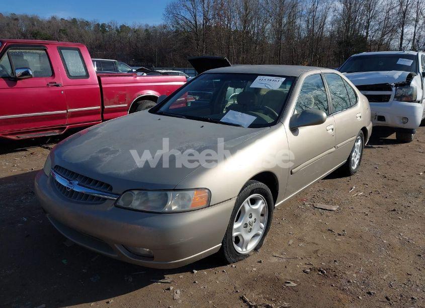Photo 2 of 2001 Nissan Altima GLE (VIN 1N4DL01A71C118438)