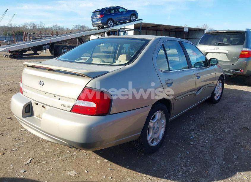 Photo 4 of 2001 Nissan Altima GLE (VIN 1N4DL01A71C118438)