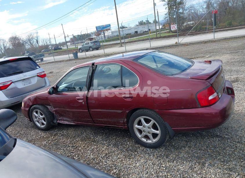 Photo 15 of 2000 Nissan Altima GLE/GXE/SE (VIN 1N4DL01A8YC184457)