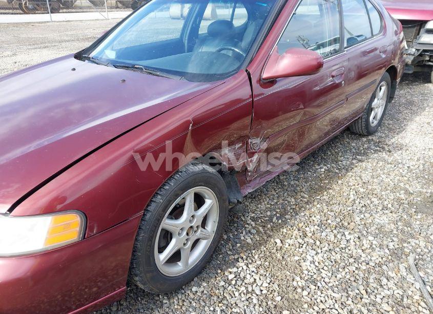 Photo 6 of 2000 Nissan Altima GLE/GXE/SE (VIN 1N4DL01A8YC184457)