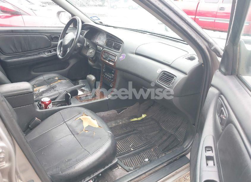 Photo 5 of 2001 Nissan Altima GLE (VIN 1N4DL01A91C226639)