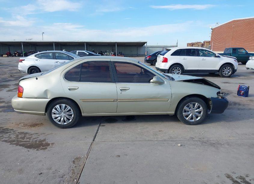 Photo 13 of 1998 Nissan Altima GLE/GXE/SE/XE (VIN 1N4DL01D1WC182461)
