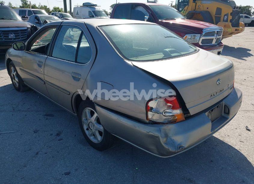 Photo 6 of 1999 Nissan Altima GLE/GXE/SE/SE-L/XE (VIN 1N4DL01D1XC255927)