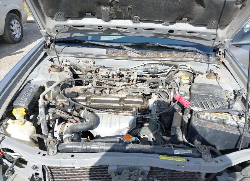 Photo 10 of 2001 Nissan Altima GXE (VIN 1N4DL01D21C227514)