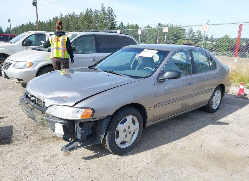 Photo 2 of 2001 Nissan Altima GXE (VIN 1N4DL01D21C227514)