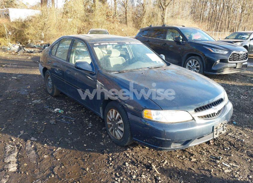 2001 Nissan Altima GXE (VIN 1N4DL01D21C236956) main photo