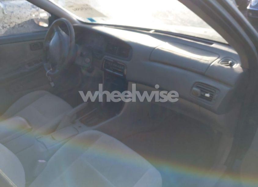 Photo 5 of 2001 Nissan Altima GXE (VIN 1N4DL01D21C236956)