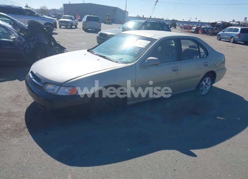 Photo 2 of 1999 Nissan Altima GLE/GXE/SE/SE-L/XE (VIN 1N4DL01D2XC110847)