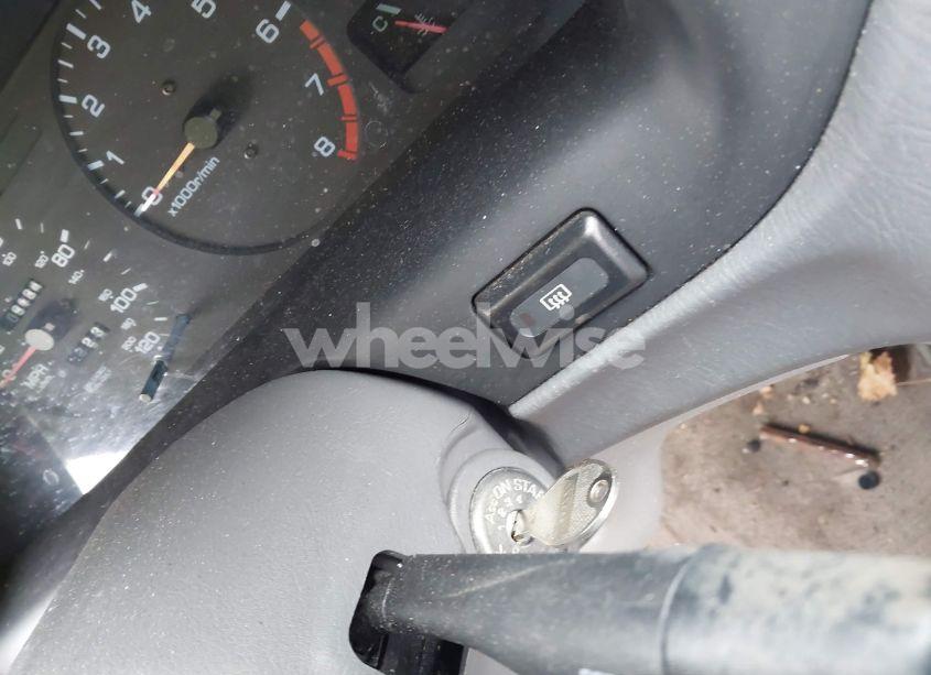 Photo 11 of 1999 Nissan Altima GLE/GXE/SE/SE-L/XE (VIN 1N4DL01D2XC184334)