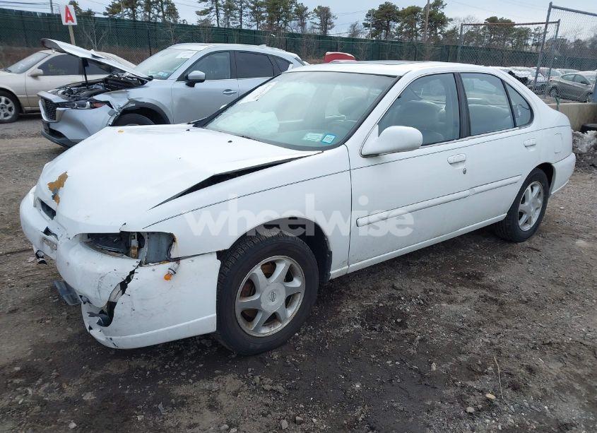 Photo 2 of 1999 Nissan Altima GLE/GXE/SE/SE-L/XE (VIN 1N4DL01D2XC184334)