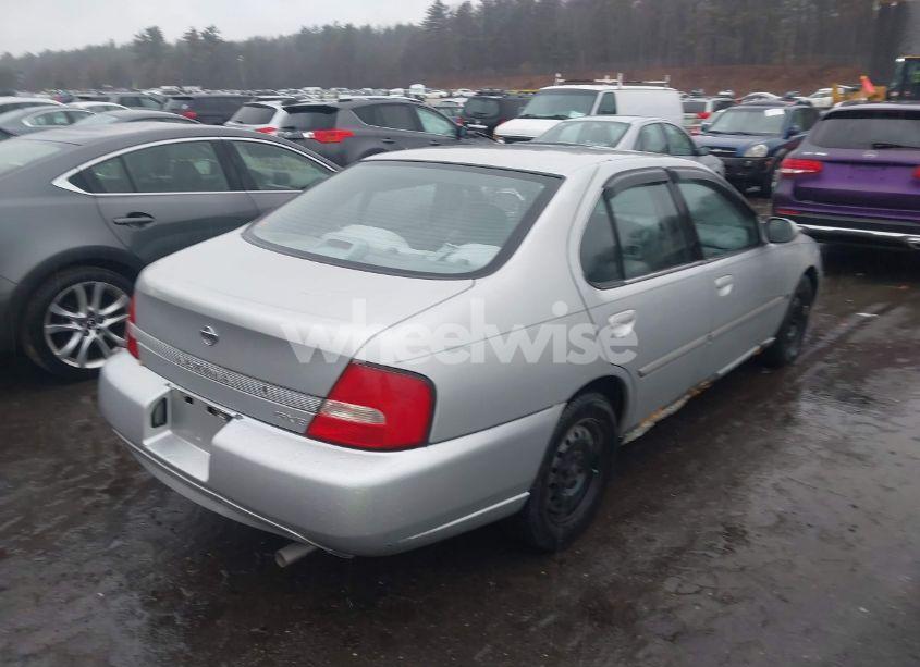 Photo 4 of 2001 Nissan Altima GXE (VIN 1N4DL01D31C141385)