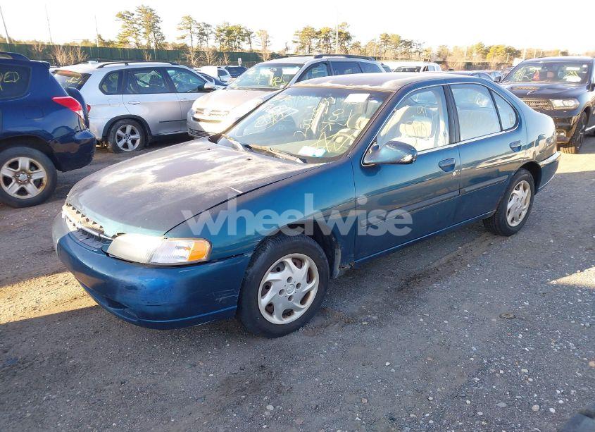 Photo 2 of 1998 Nissan Altima GLE/GXE/SE/XE (VIN 1N4DL01D3WC253479)