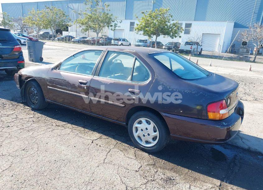 Photo 3 of 1999 Nissan Altima GLE/GXE/SE/SE-L/XE (VIN 1N4DL01D3XC209869)