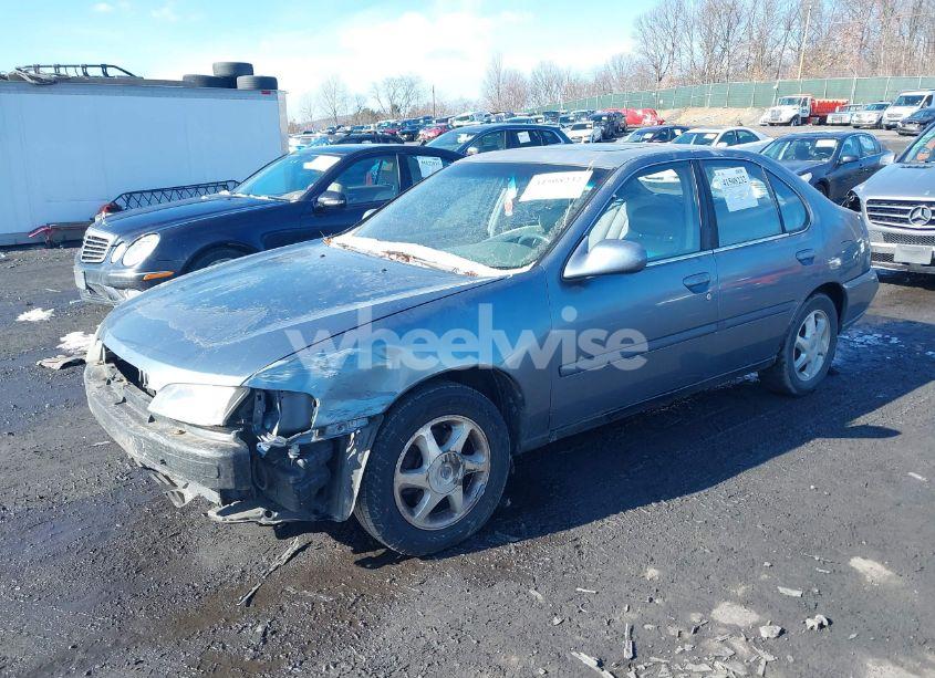 Photo 2 of 1999 Nissan Altima GLE/GXE/SE/SE-L/XE (VIN 1N4DL01D3XC273197)