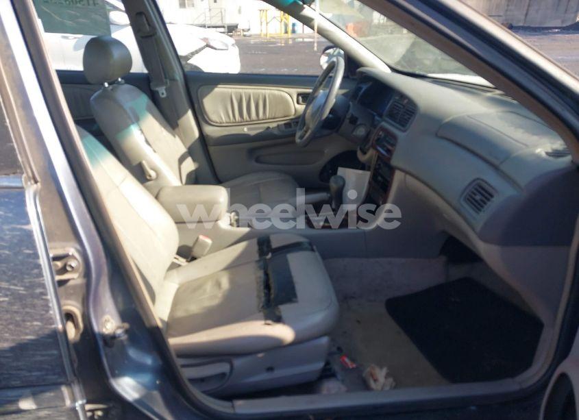 Photo 5 of 1999 Nissan Altima GLE/GXE/SE/SE-L/XE (VIN 1N4DL01D3XC273197)