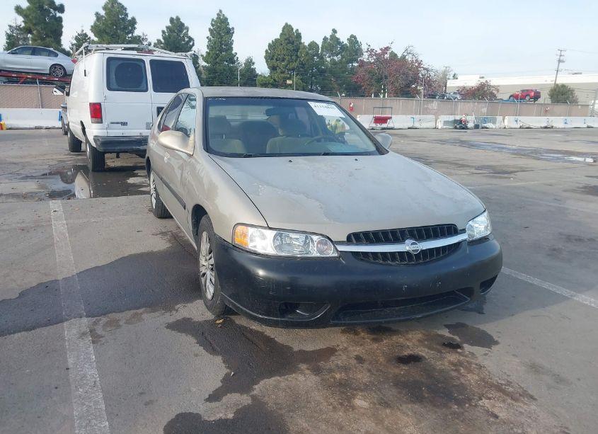 2001 Nissan Altima GXE (VIN 1N4DL01D41C144392) main photo