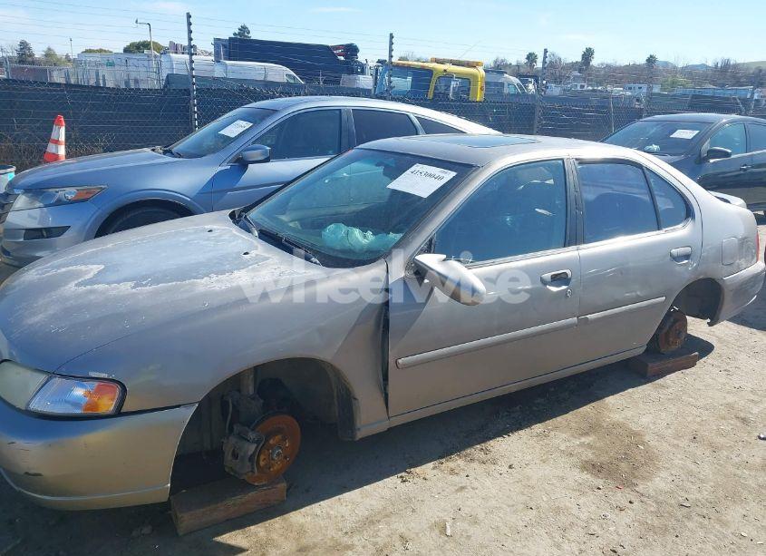 Photo 6 of 1999 Nissan Altima GLE/GXE/SE/SE-L/XE (VIN 1N4DL01D4XC128489)