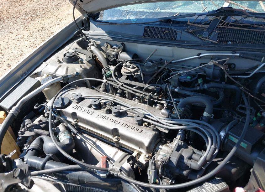 Photo 10 of 1999 Nissan Altima GLE/GXE/SE/SE-L/XE (VIN 1N4DL01D4XC171052)